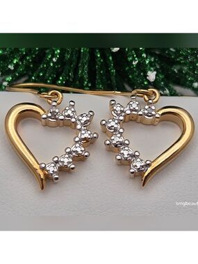 Vintage PAJ BB Gold Tone Rhinestone Heart Dangle Earrings